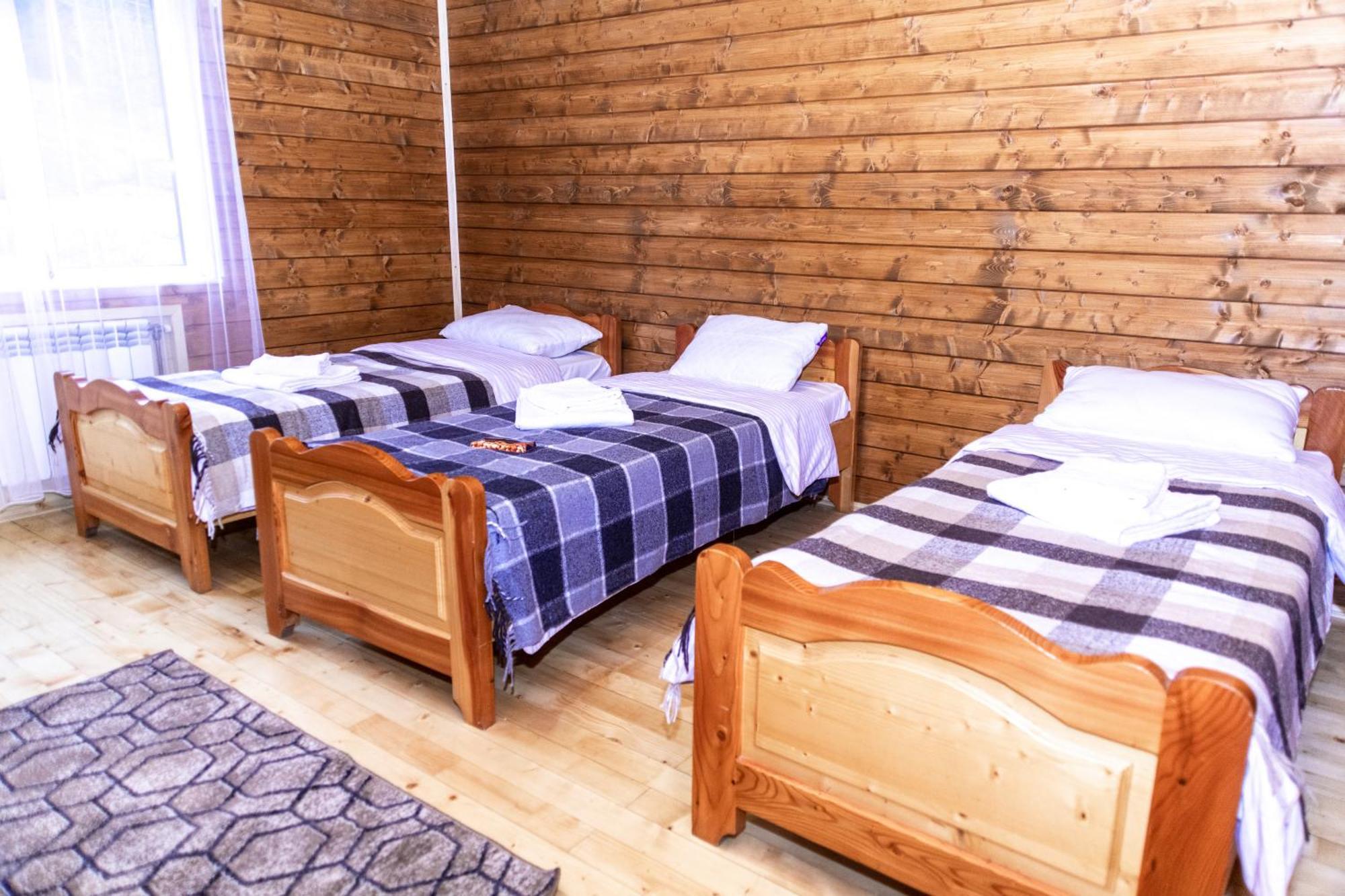 מלון Pilipets Wood House חדר תמונה